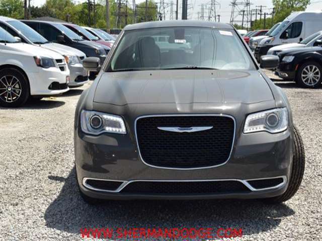 2017 Chrysler 300 Limited 4Dr Sedan
